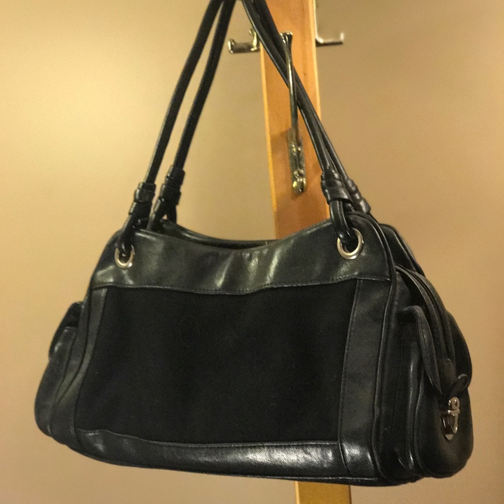SOLD Black Handbag - Classic bag!